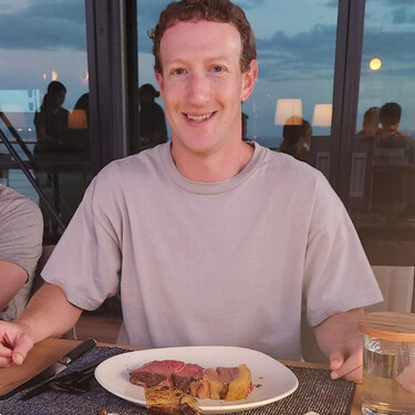 El fundador de Facebook, Mark Zuckerberg ,se mete a ganadero: está criando vacas que comen nueces de macadamia y beben cerveza