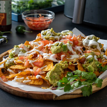 Cómo hacer nachos en freidora de aire: esta es la mejor manera de preparar este clásico de la cocina tex-mex