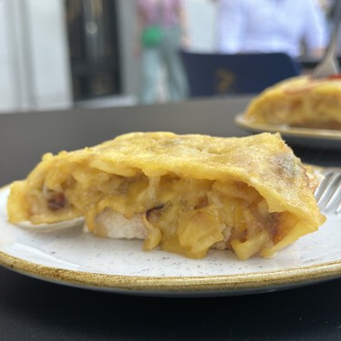 La mejor tortilla de patatas de Madrid llega de Bilbao y la firma el maestro Periko Sampedro