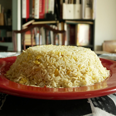 Arroz frito con ramen instantáneo: la receta de guerrilla con solo tres ingredientes que triunfa en Japón