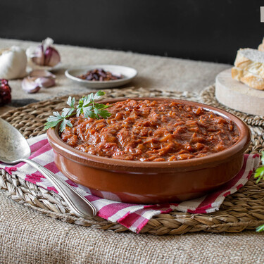 Tumbalobos manchego: receta tradicional con un toque picante para el picoteo del finde