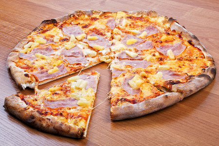 Pizza Hawaiana