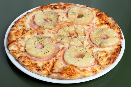 Pizza Hawaiana