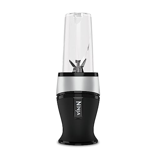 Ninja Slim Batidora de vaso para smoothies, 700 W, 2 vasos de 470 ml con tapa con boquilla, batidora individual, tritura hielo y fruta congelada, en plateado y negro, QB3001UKS